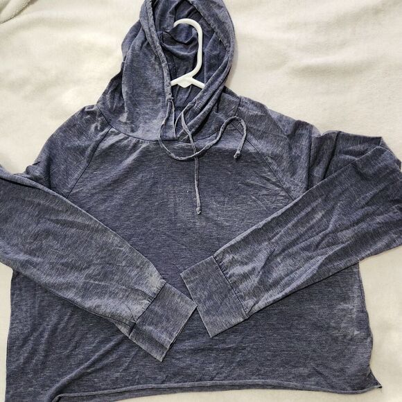 Ever Hottie Cropped  Hoodie Womens In Size Large Blueberry Color Lightweight  B7 - Picture 5 of 9